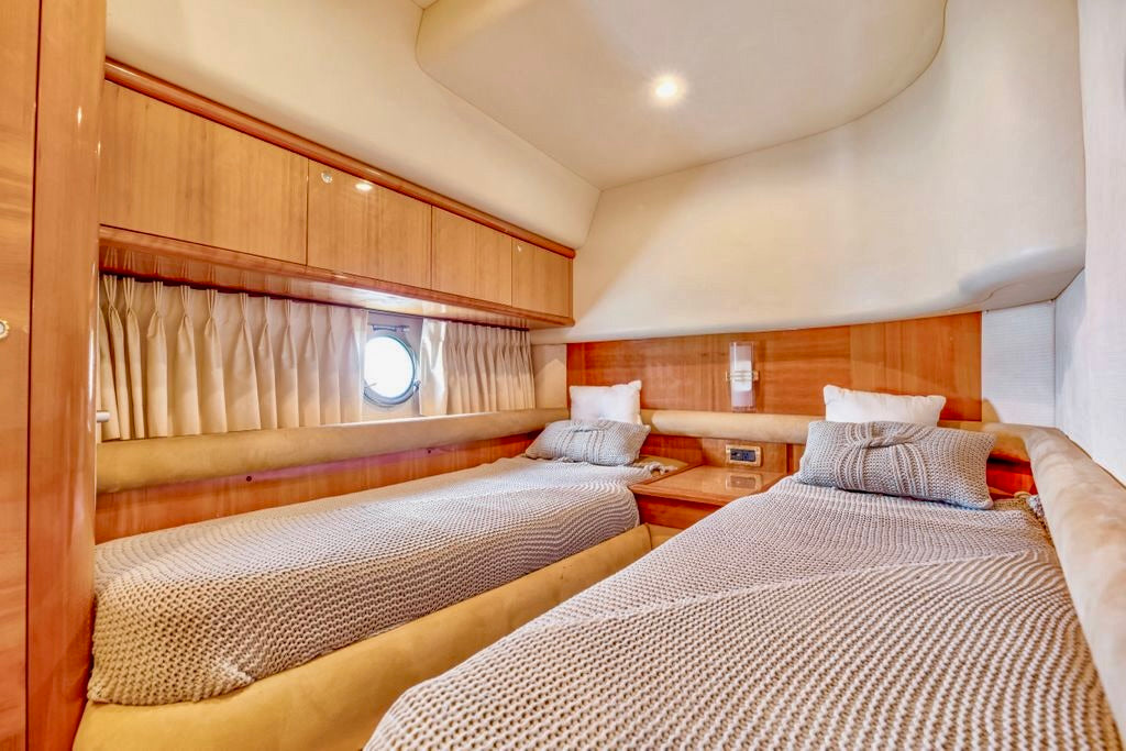 Azimut 57 ft Yacht Rental | Miami Yacht Day for 13 Guests | Luxury Boat Party Event Venue