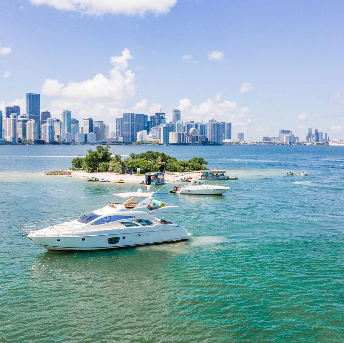 Azimut 57 ft Yacht Rental | Miami Yacht Day for 13 Guests | Luxury Boat Party Event Venue